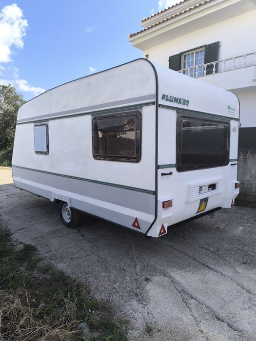 Caravana Pluma 450