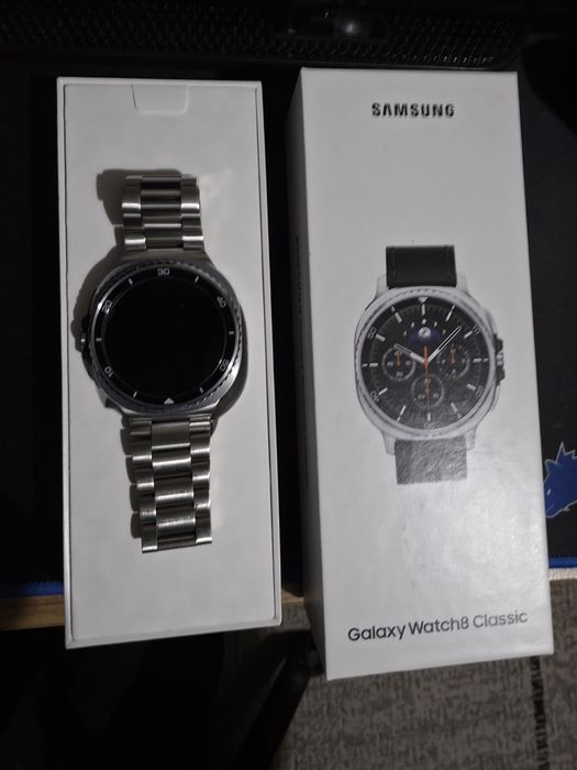 Samsung Galaxy watch 8  Classic