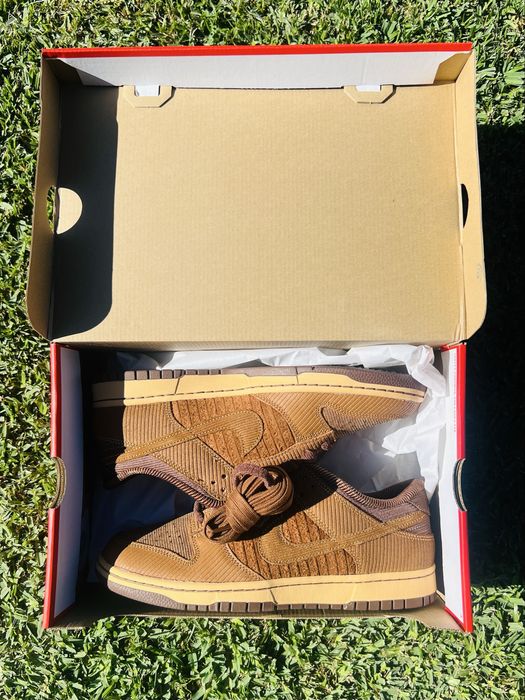 Nike Dunk Low Retro Premium "Corduroy"