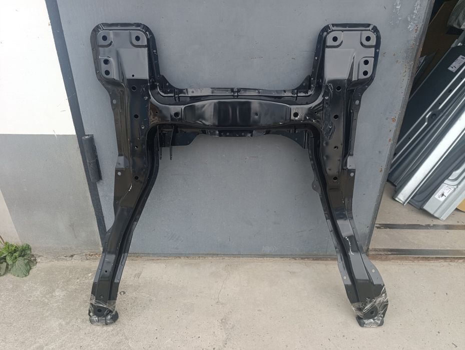 Підрамник балка перед Fiat scudo,expert,jumpy 1995-2006