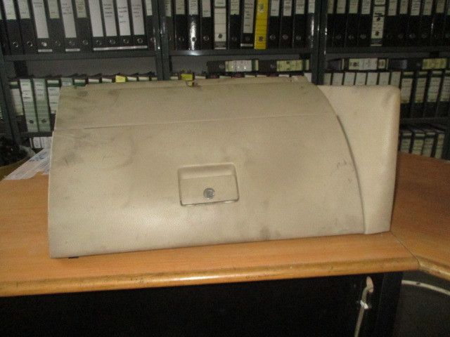 Porta luvas VOLKSWAGEN Bora (1J2)