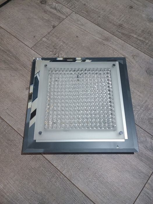 Sprzedam plafon lustrzany 36x36
