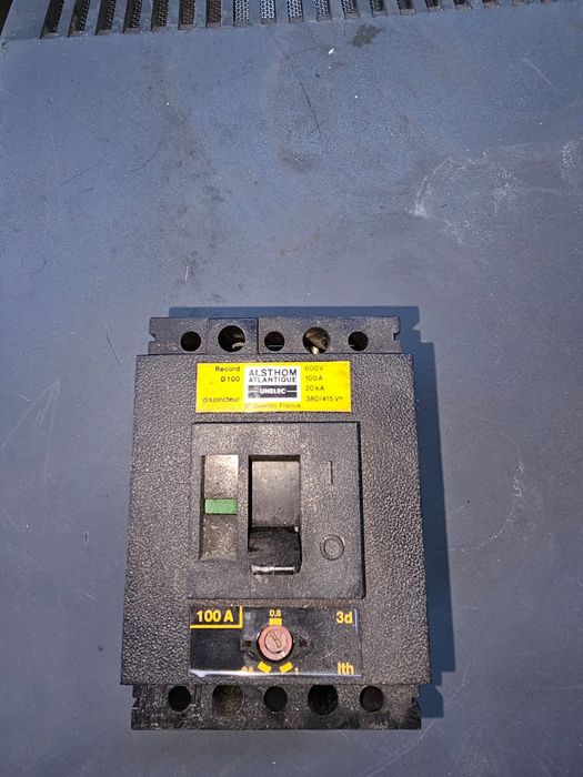 Disjuntor 600v 100a