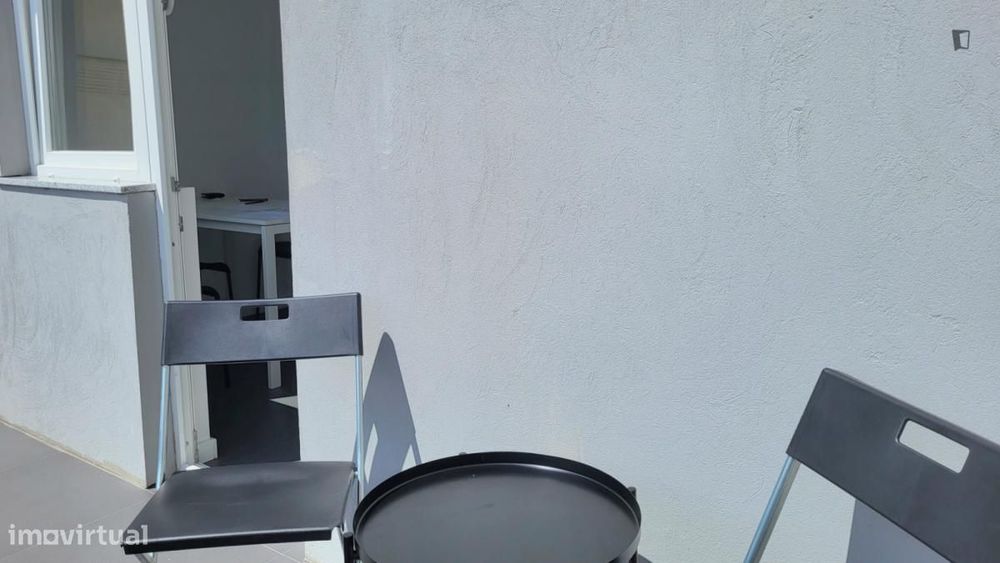 Quarto - localizado em Rio Tinto Porto