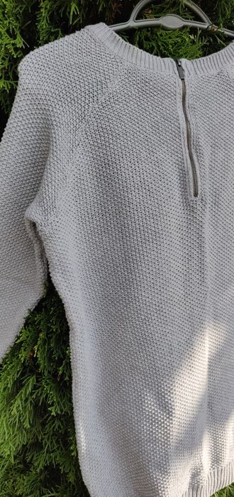 Szary sweterek 3/4 rękaw z zamkiem z tyłu M/L