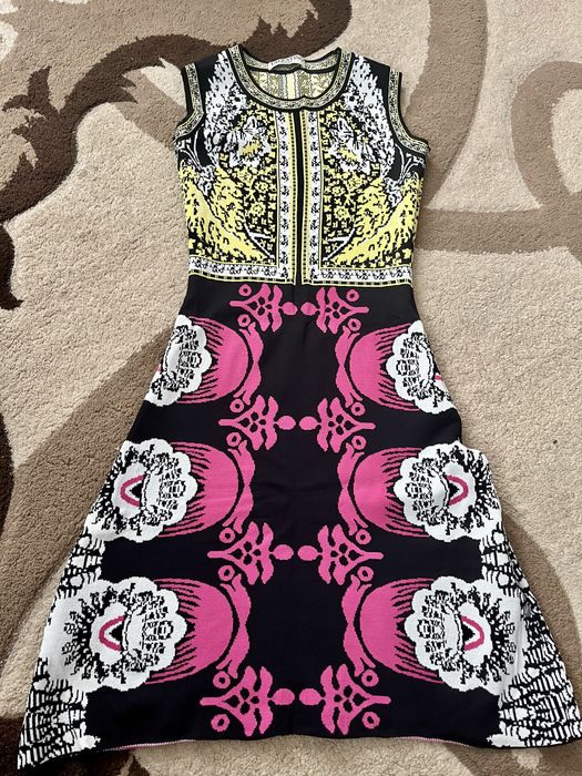 Сукня Valentino з абстрактним принтом