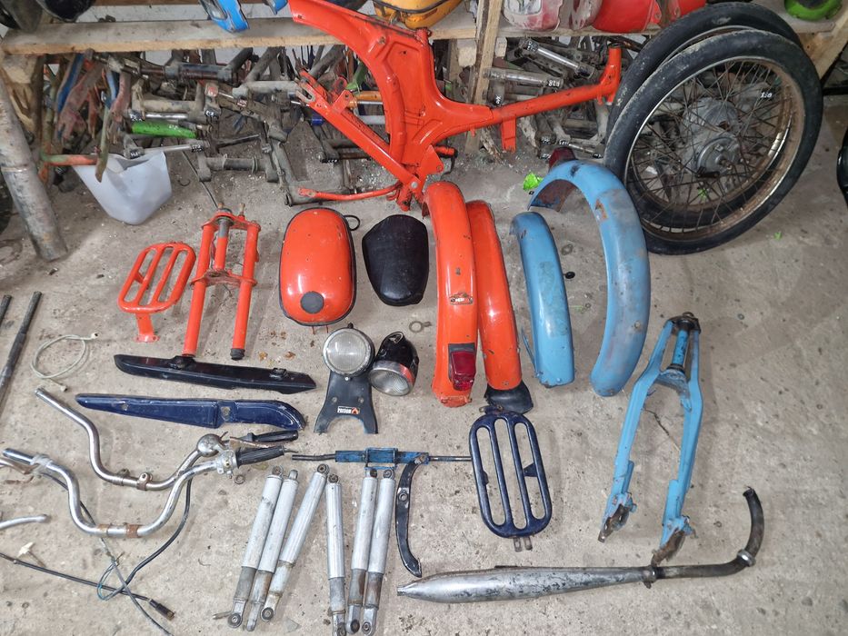 Części romet komar 2352w, 2330 itp lagi Bak motorynka błotnik itp