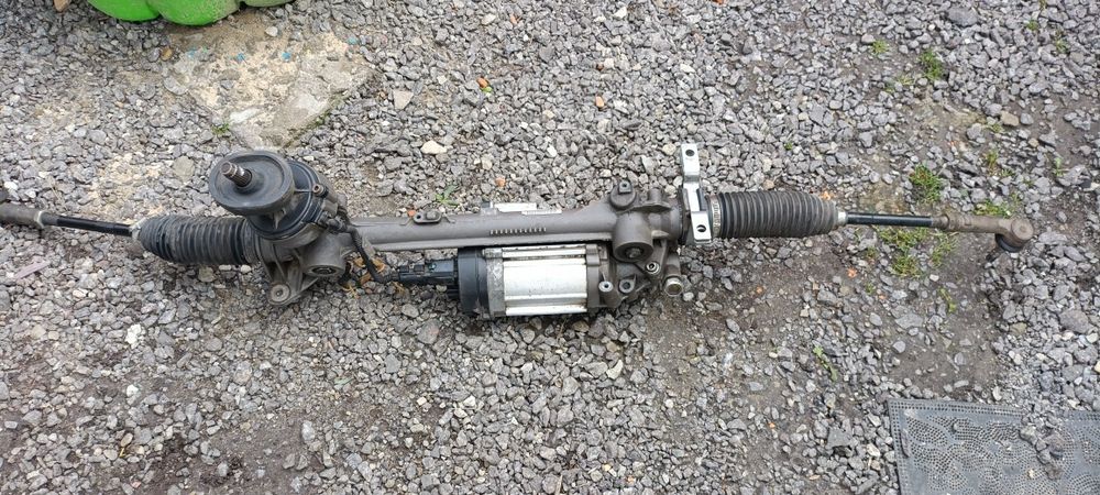 Рульова рейка VW Passat B6 Golf 5 Touran Caddy Skoda A5