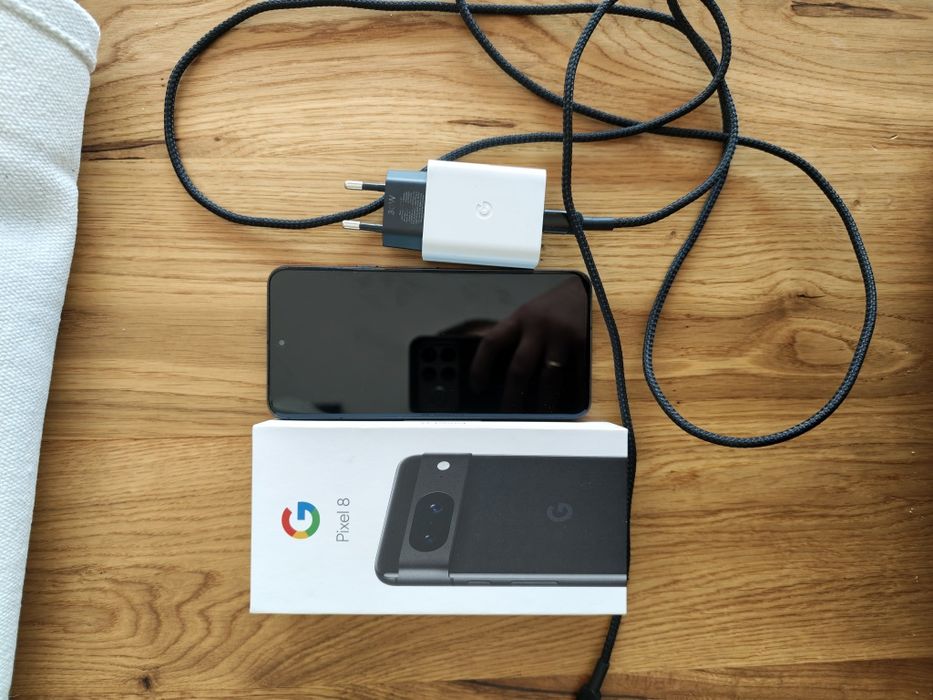 Pixel 8 256GB Gwarancja Ładowarka