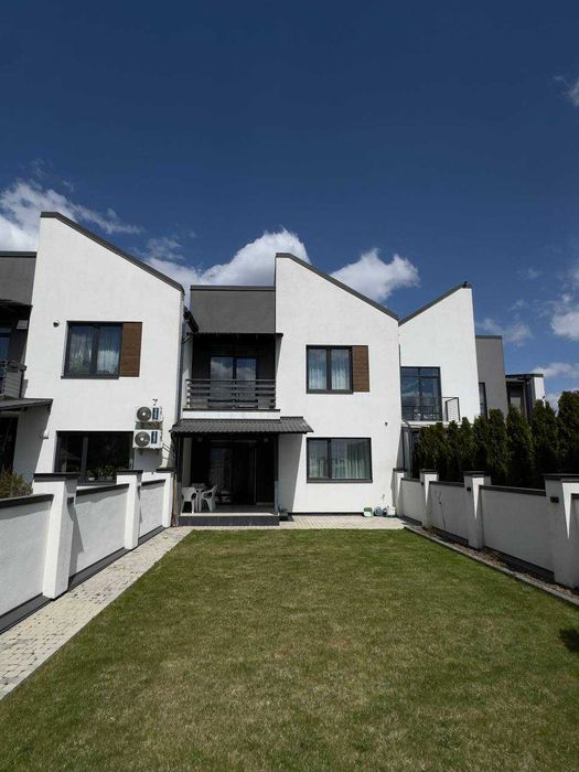 Продаж будинку з ремонтом по вулиці Кульпарківська біля Rivyera City