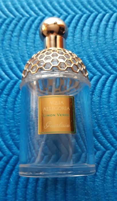 Puste flakony/buteleczki po markowych oryginalnych perfumach ( Nr.3)