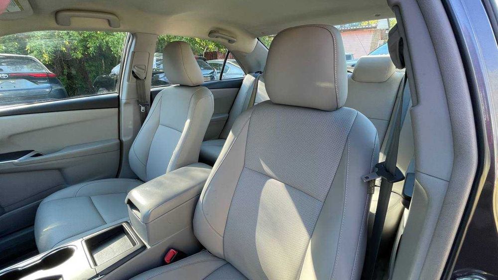 Toyota Camry 2016 2,5 кожа