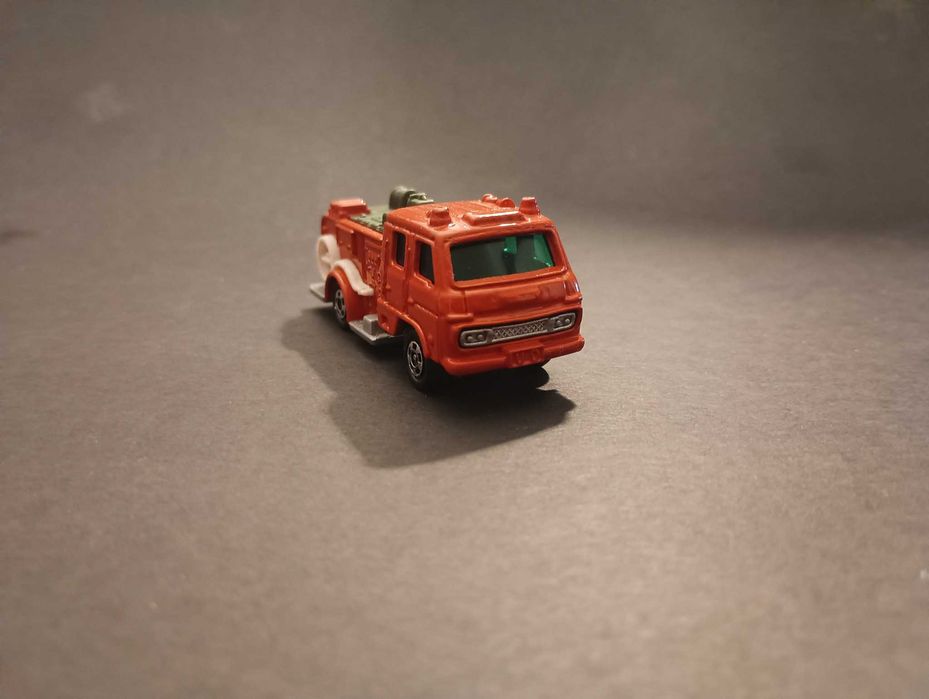 Miniatura bombeiros da Tomica