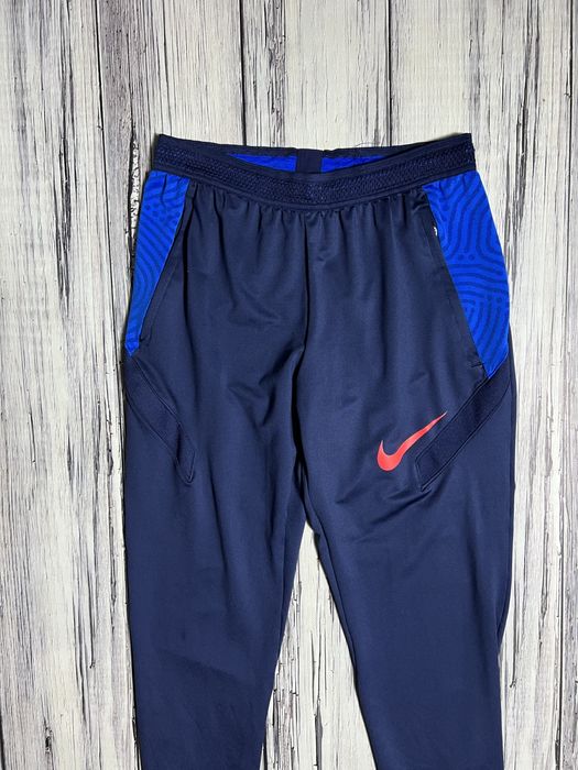 Nike спортивные штаны оригинал размер m