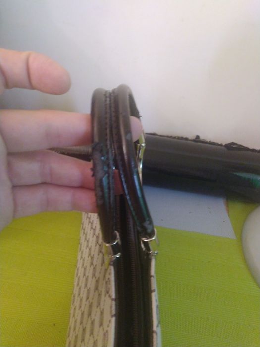 Szara torba do ręki