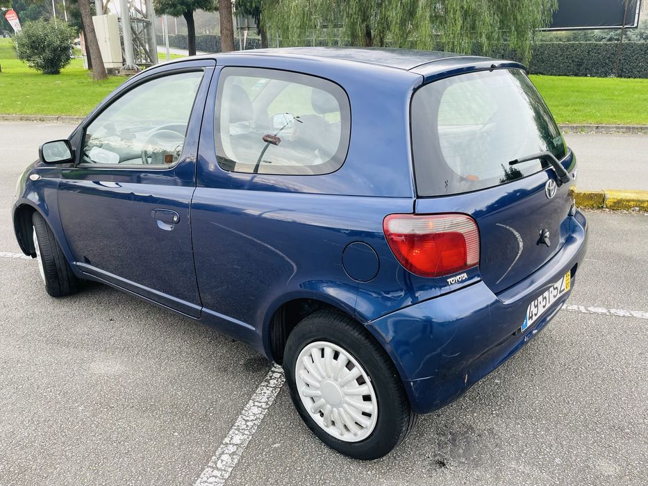 Toyota yaris 2002