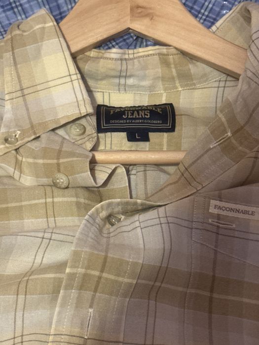 Camisa de marca em excelente estado