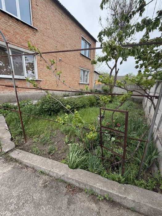 Продам 2х поверховий будинок по сертифікату, ваучеру у Бережинкі.