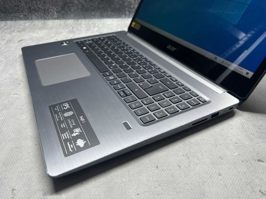 Acer Swift / Ryzen 5 2500 3.6GHz/ 8GB DDR4/ 512GB SSD / 15.6 FHD / W11