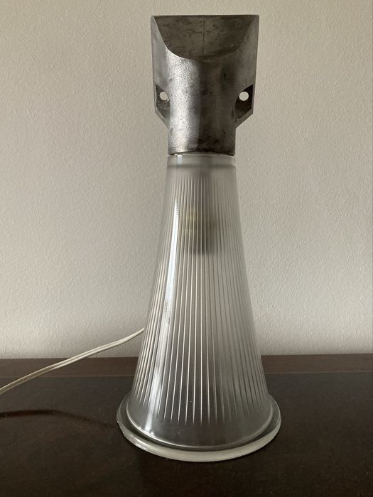 Aplique Industrial em vidro e metal