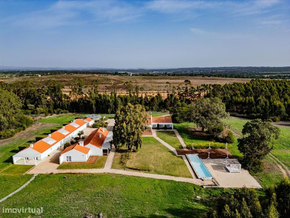 Moradia T11 com piscina, Odemira