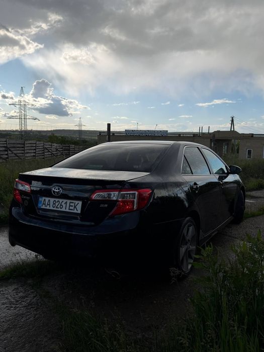 Toyota camry 2014 2.5 газ бенз