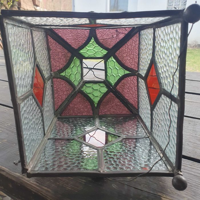 lampa zabytek ołowiana