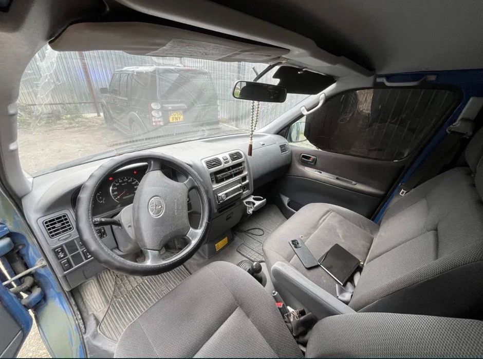 Toyota Hiace 2.5