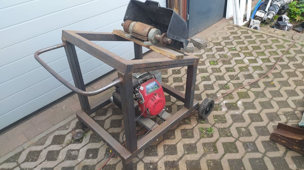Dużay spalinowy Rebak Honda