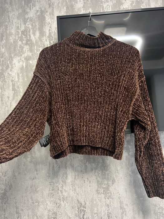 Продам 2 светрики