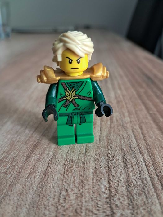 Figurka lego Lloyd (Day of the Departed)