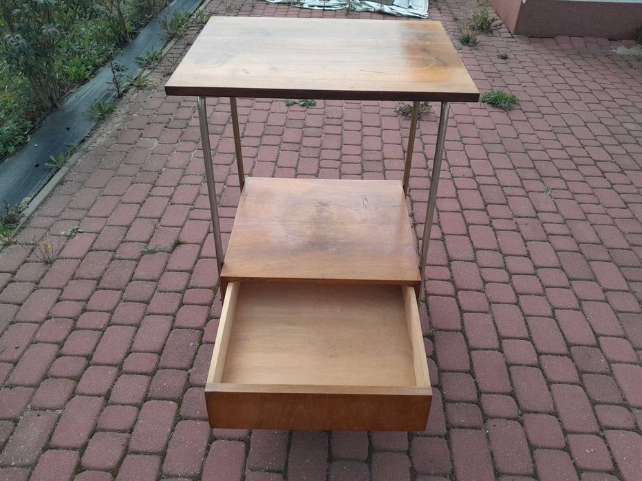 Stary stolik telewizyjny, radiowy, PRL, proj. Mieczysław Puchała?