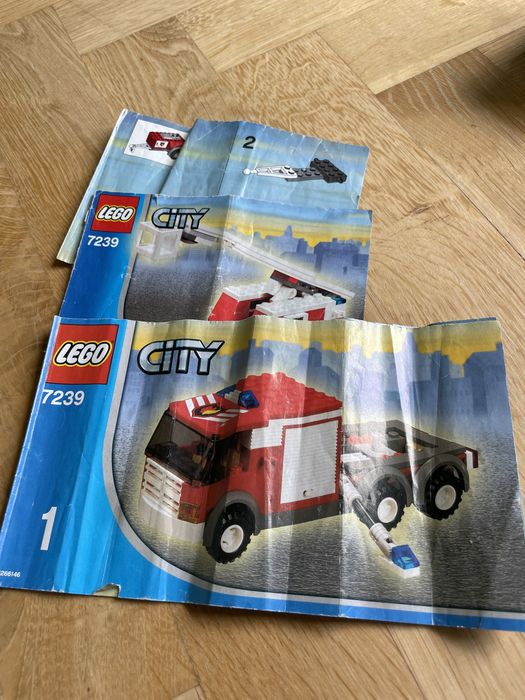 Lego city 7239 wóz strażacki