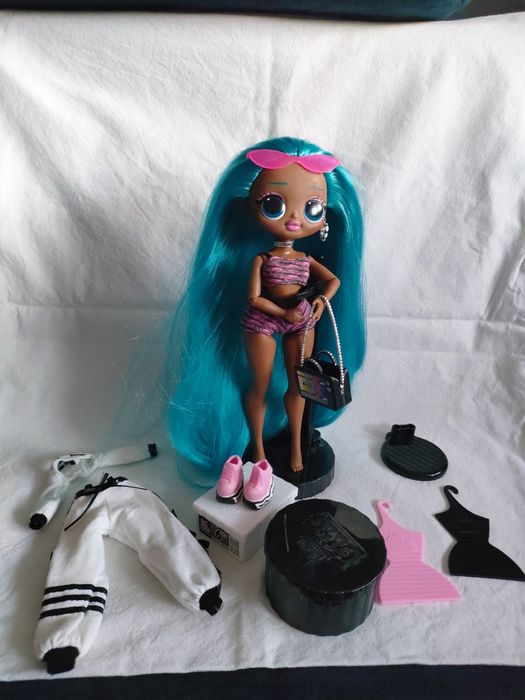 Lalka LOL OMG Chillax