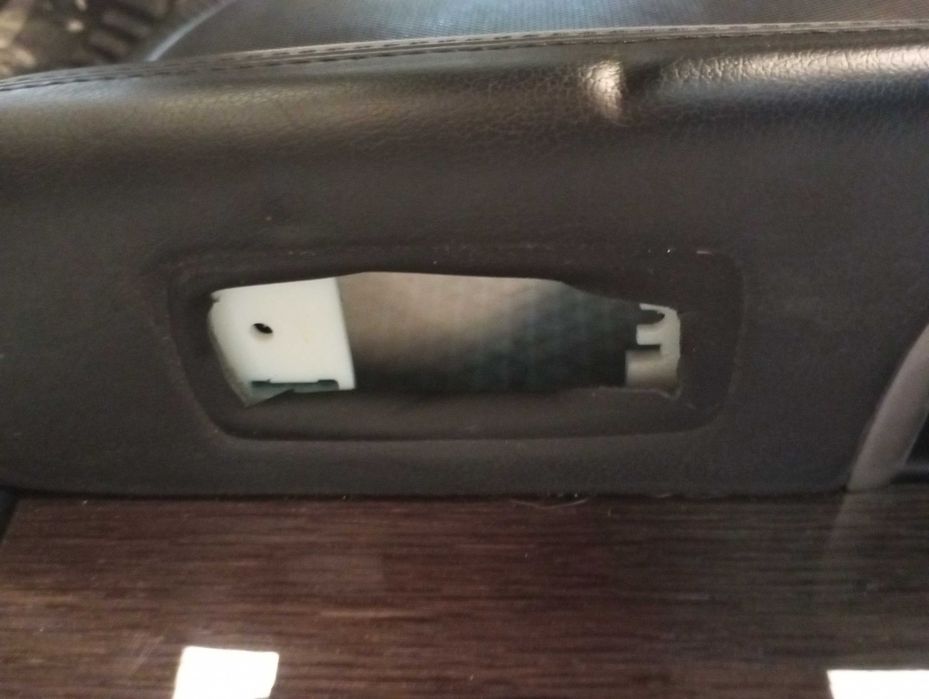 Quartela de porta tras esquerda e direita Jaguar XF250