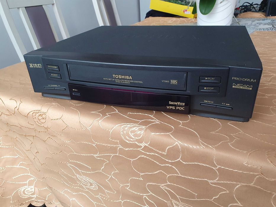 Magnetowid toshiba V-728g wideo vhs