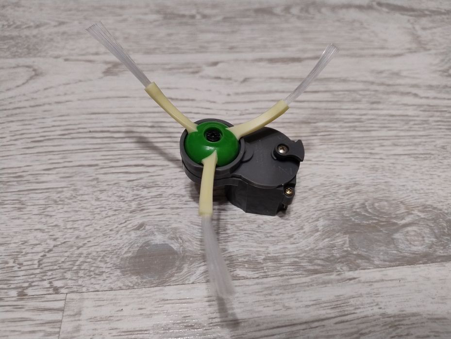 Moduł szczotki bocznej Irobot Roomba e5 z Nową szczotką