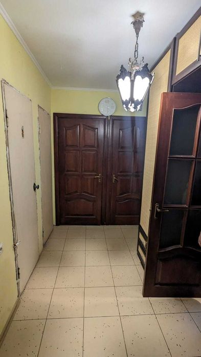 вул. Львівська 57, поруч Верховинна, Котельникова, М "Житомирська"