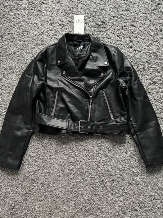 Жіноча шкіряна куртка ZARA