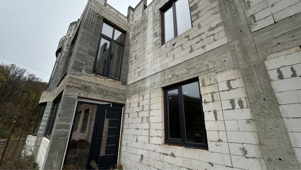 Продається частина будівлі