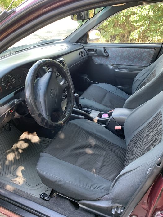 Продам или обмен на бус TOYOTA CARINA E 1,8