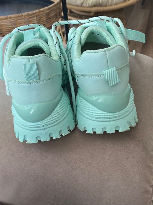 Sneakersy miętowe 36