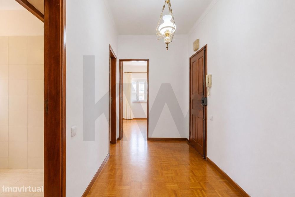 T2+1 com 100 m2 junto à Praça de Touros, em Santarém