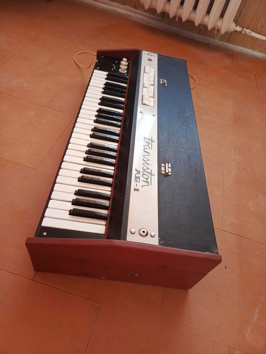 Organy Solina-A211 i Transiston AB-1