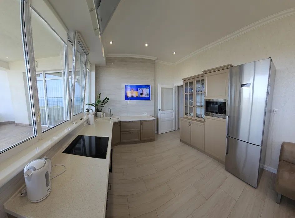 Сдам Евротрешка Терраса Вид на море Французский бульвар Отрада Код1449