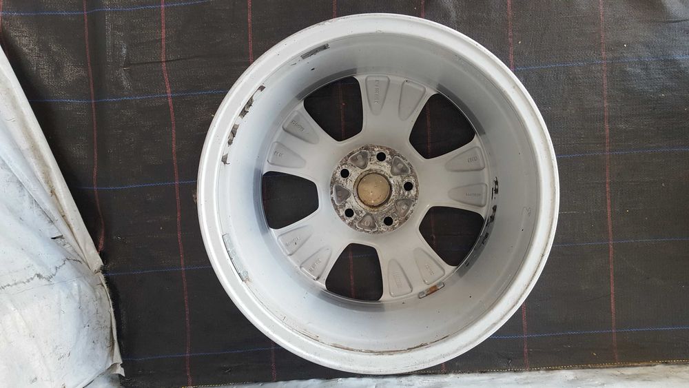 Felgi aluminiowe kpl 5x112 7Jx17cali ET56 VW Audi Seat Skoda