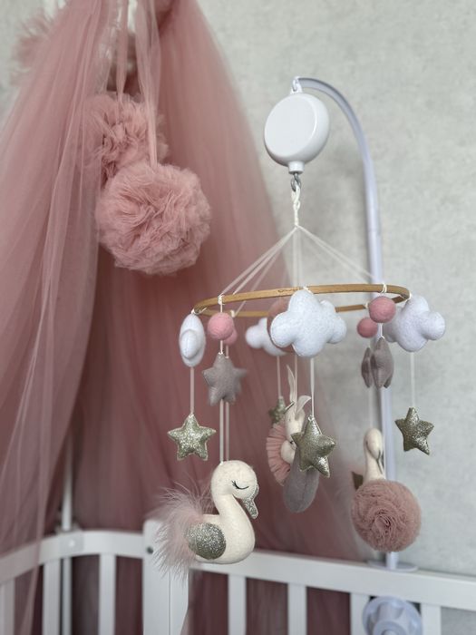 Мобіль,Балдахін та косичка