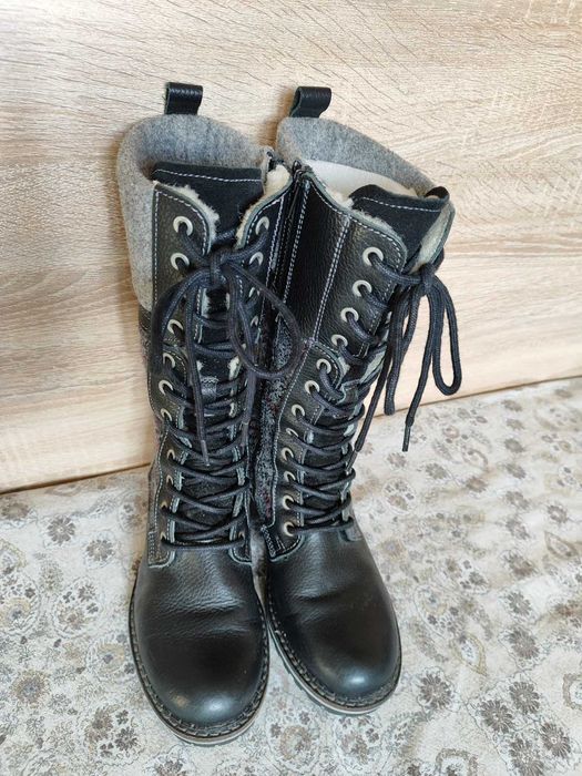 Жіночі черевики берці Tamaris 26431 Combat Boots