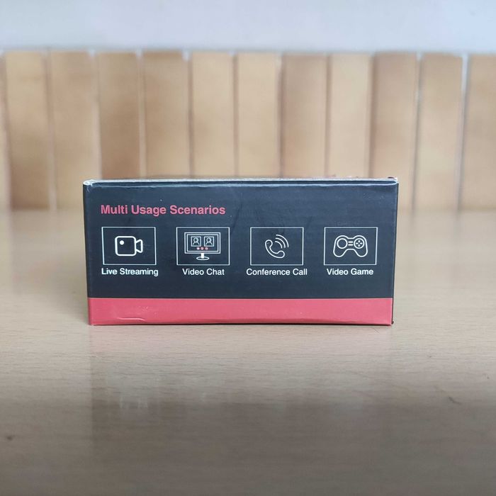 1080p Webcam with Built-in Microphone and Privacy Protection64284477284355122