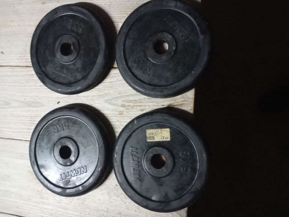 Alteres roscados com 36kg de pesos